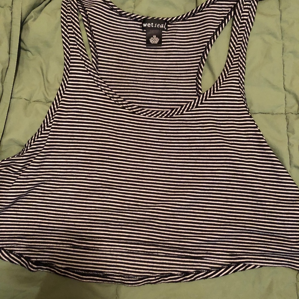 Wet seal striped tank